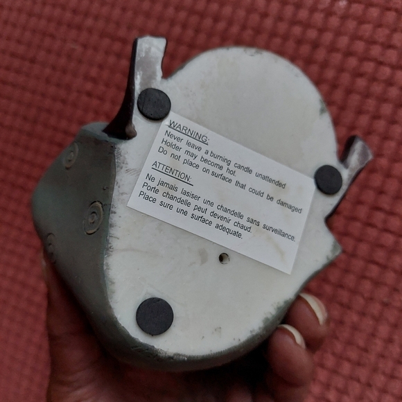 Sitting African Woman Tealight Holder - Picture 5 of 5